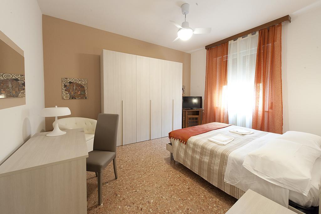 Gardenia Guest House Forlì Eksteriør billede